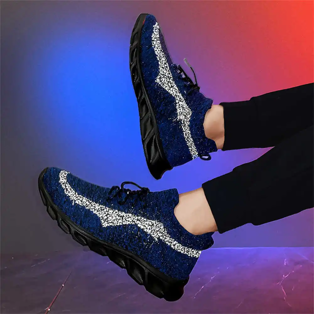 Düz Taban Bağcıklı Spor Ayakka - Men'S Best Sneakers For Formal Wear incelemesi ve fiyatı