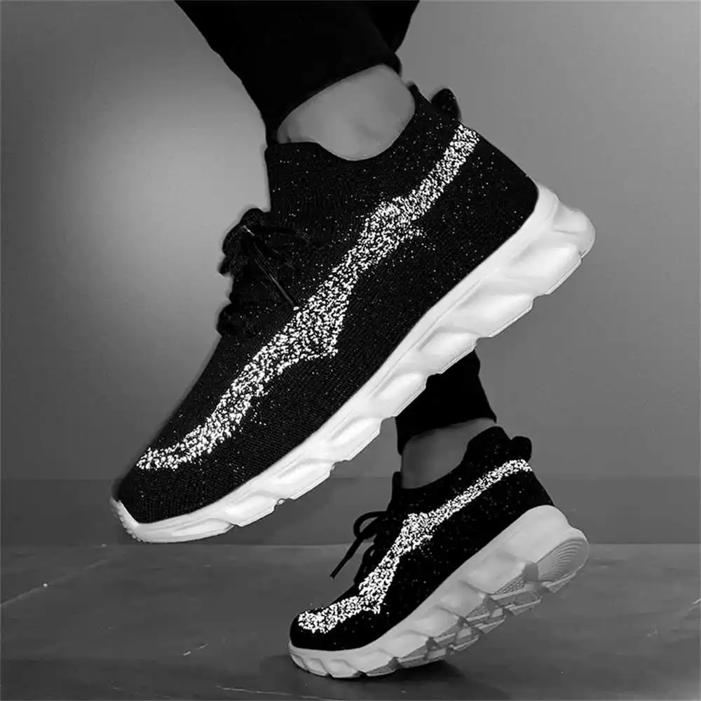 Düz Taban Bağcıklı Spor Ayakka - Men'S Best Sneakers For Formal Wear incelemesi ve fiyatı