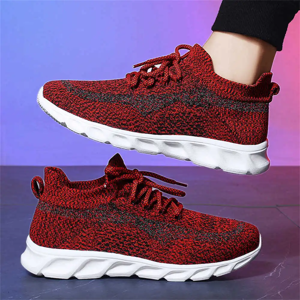 Düz Taban Bağcıklı Spor Ayakka - Men'S Best Sneakers For Formal Wear incelemesi ve fiyatı